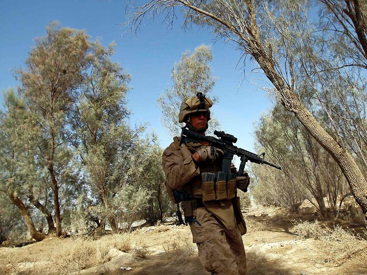 Im Kampf gegen die Taliban sind in Afghanistan etwa 4000 US-Soldaten in die Offensive "Schwertstreich" gestartet.