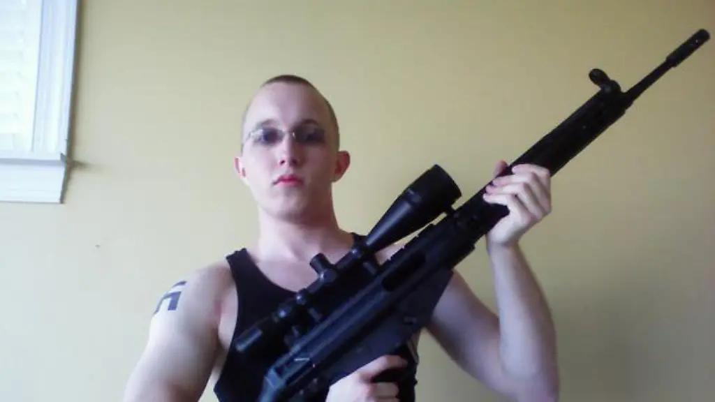 Skinhead-Plot-NY131-jpg2280748416196152204