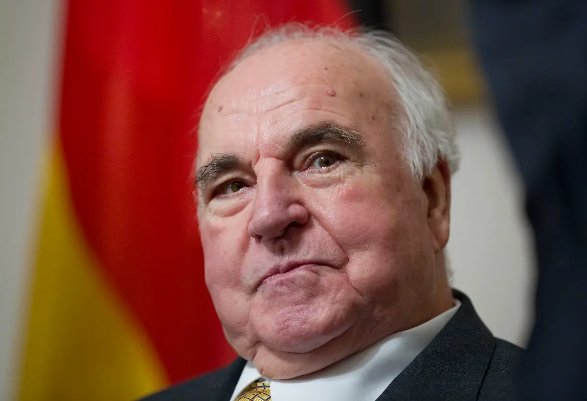DEU-CDU-Kohl-Ehrenvorsitz-HFRA101-jpg7448612354702348997