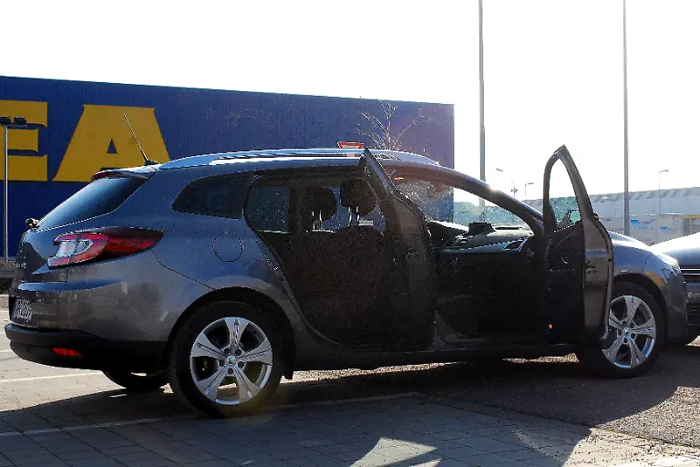 Vergleich-Golf-Megane-Kombi-04-03-2010-10-55-04