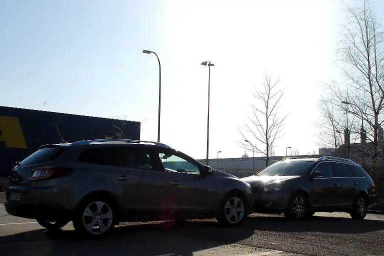 Vergleich-Golf-Megane-Kombi-04-03-2010-10-52-24