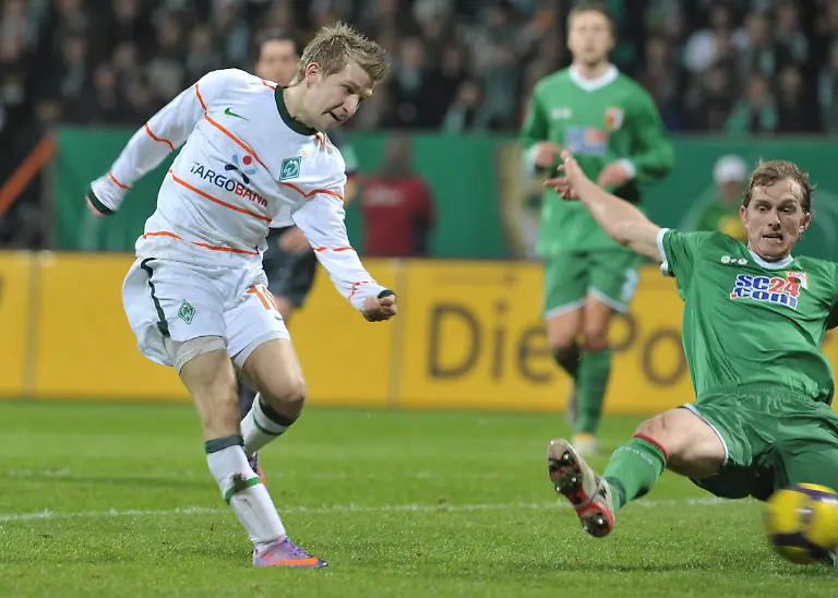 2q0l3910-jpg7369534033172756882