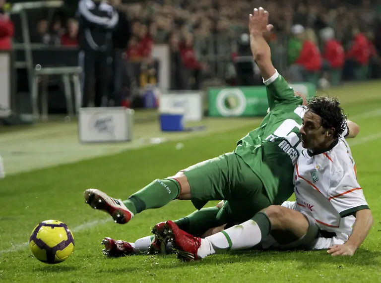 Germany-Soccer-Cup-HAH107-jpg481305106892422570