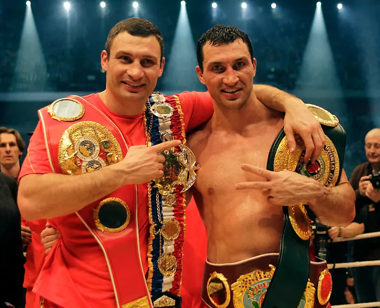 Germany-Boxing-Klitschko-Chambers-FAS108-jpg4167395035207735606