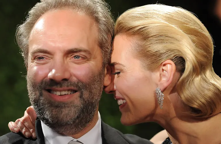 BRITAIN-WINSLETT-MENDES-LON115-jpg5837752733109116404