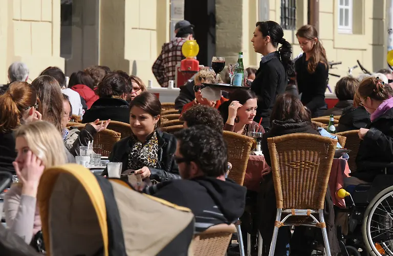 2px34923-jpg4049665356943897026