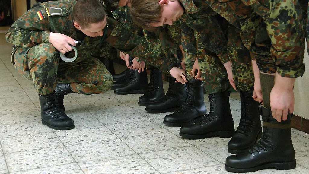 2pwa0440-jpg9142755137451837242