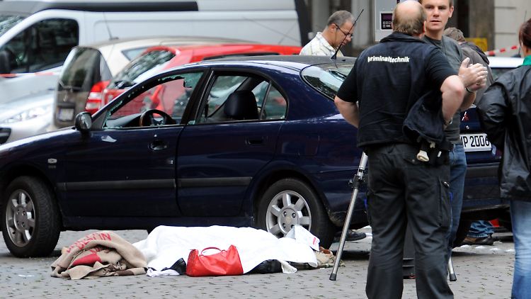 Die 45-jährige Frau starb noch vor Ort.