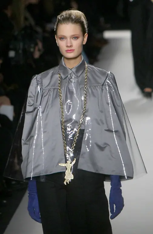 FRANCE-FASHION-XJB122-jpg26393026550934140