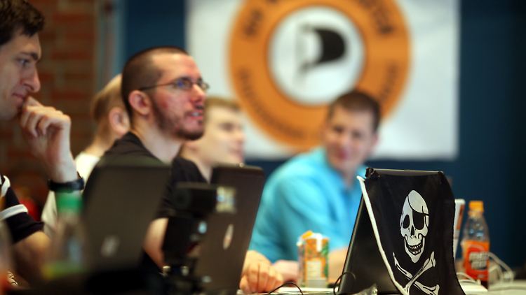 Die Piratenpartei setzt auf basisdemokratische Organisation: Jedes Mitglied darf am Parteitag teilnehmen.