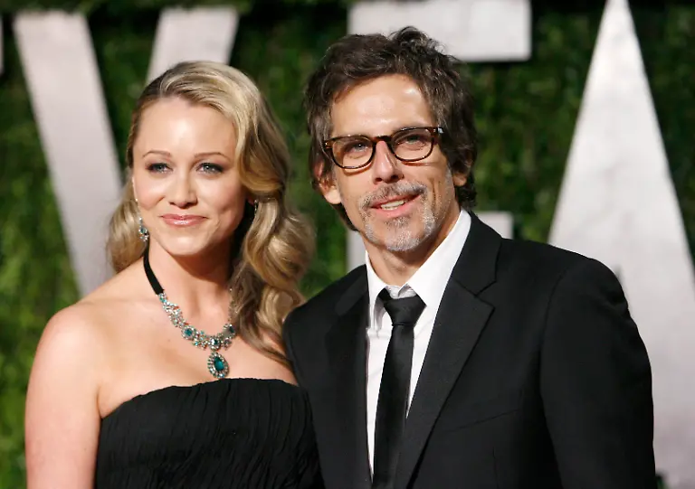 2010-03-08T062617Z-01-OSC1312-RTRMDNP-3-OSCARS-JPG4574322032067421555