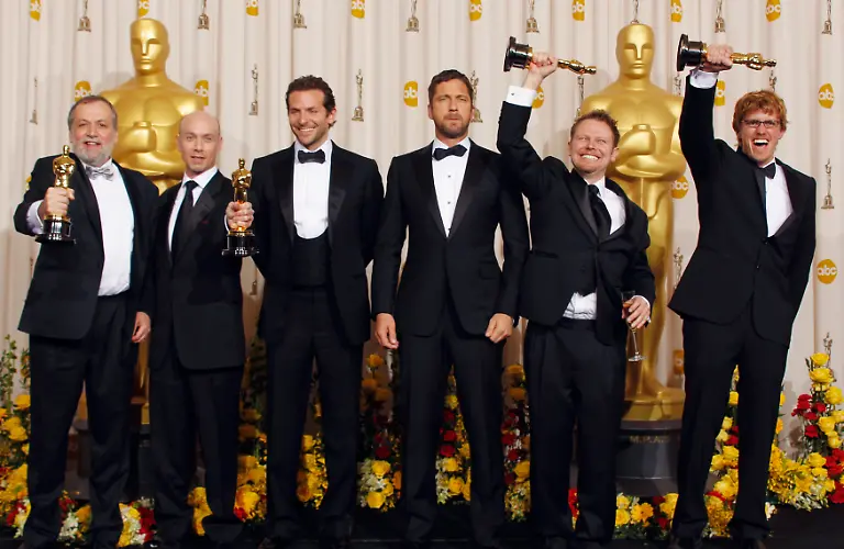 2010-03-08T075516Z-01-OSC1051-RTRMDNP-3-OSCARS-JPG6699246958053925410