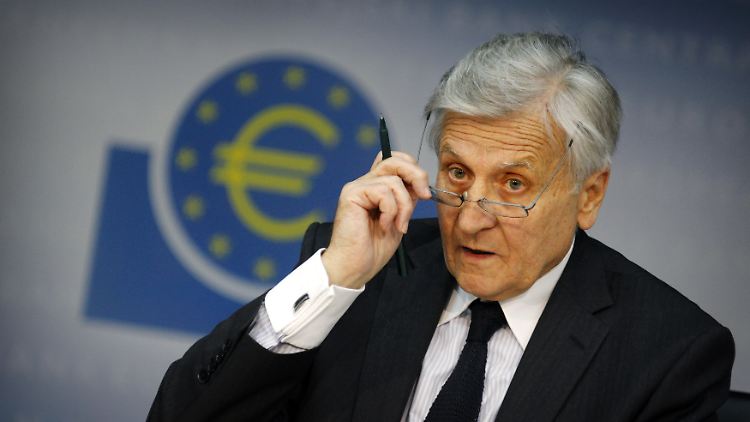 Die Notenbank beobachte die Entwicklung der Preise weiter "sehr genau", sagt EZB-Präsident Jean-Claude Trichet