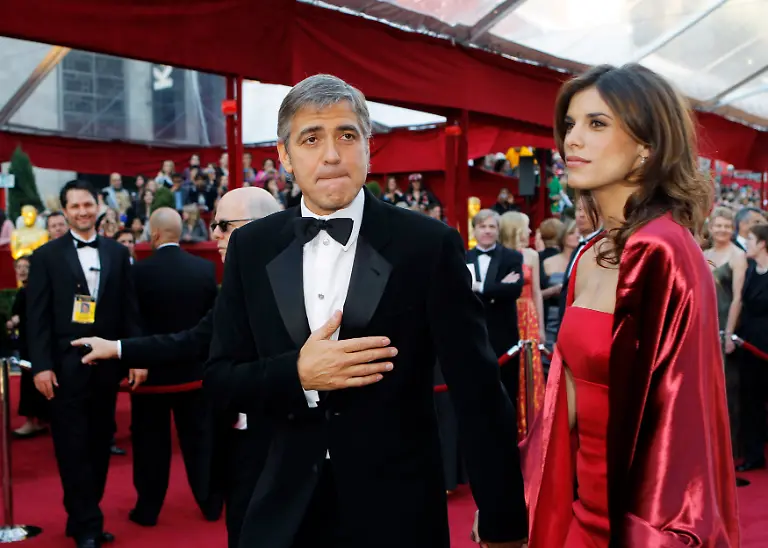 2010-03-08T051427Z-01-OSC492-RTRMDNP-3-OSCARS-JPG5198882851003012905