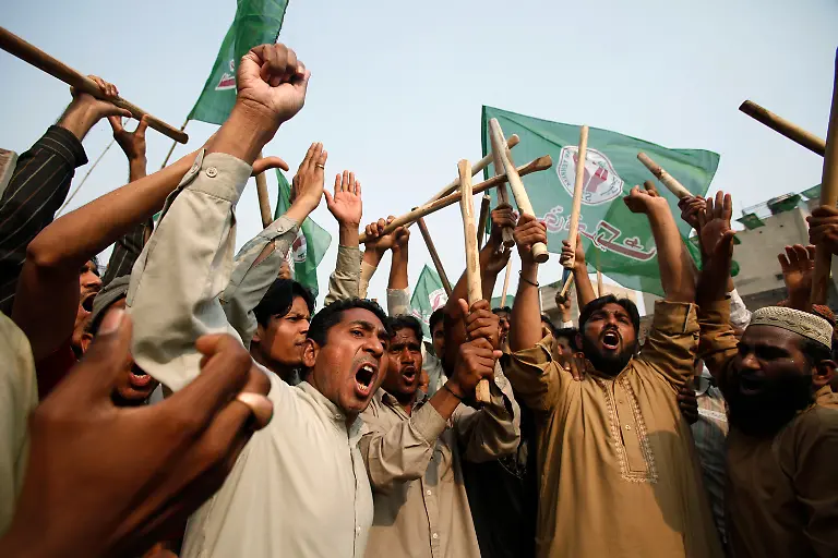 ISL101-PAKISTAN-0301-11-JPG6006178614667642335