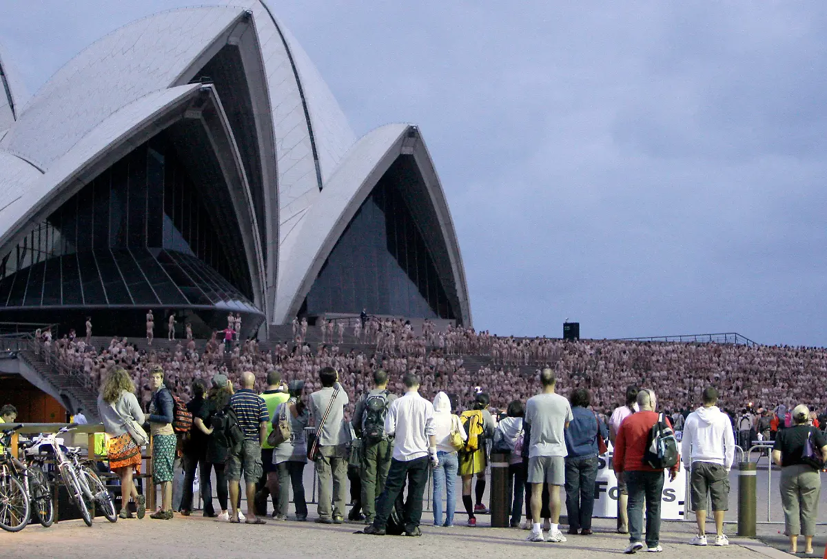 Australia-Nude-Opera-House-XRR105-jpg7821469876446028545