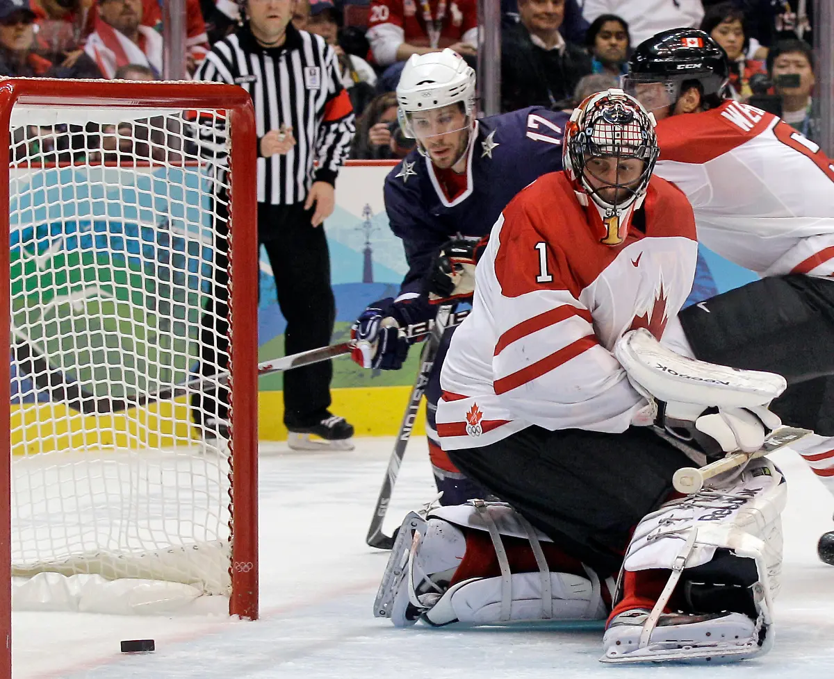 1267394943358-Vancouver-Olympics-Ice-Hockey-OLYMH176-jpg370814094777232517