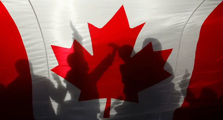 Vancouver-Olympics-Ice-Hockey-OLYDA108-jpg4304765559042145415