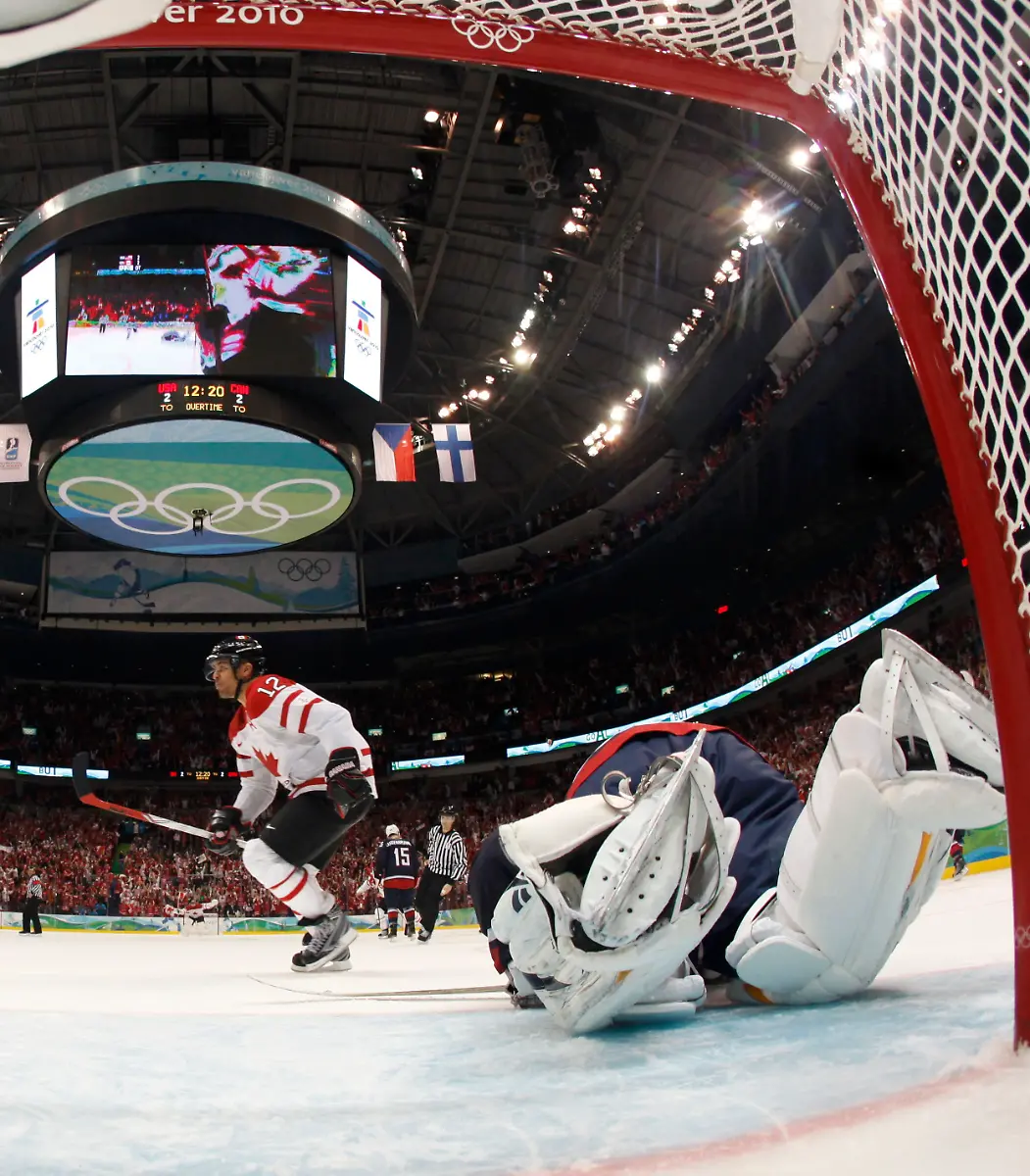 OLY366-OLYMPICS-ICEHOCKEY-0301-11-JPG2221166497391454791