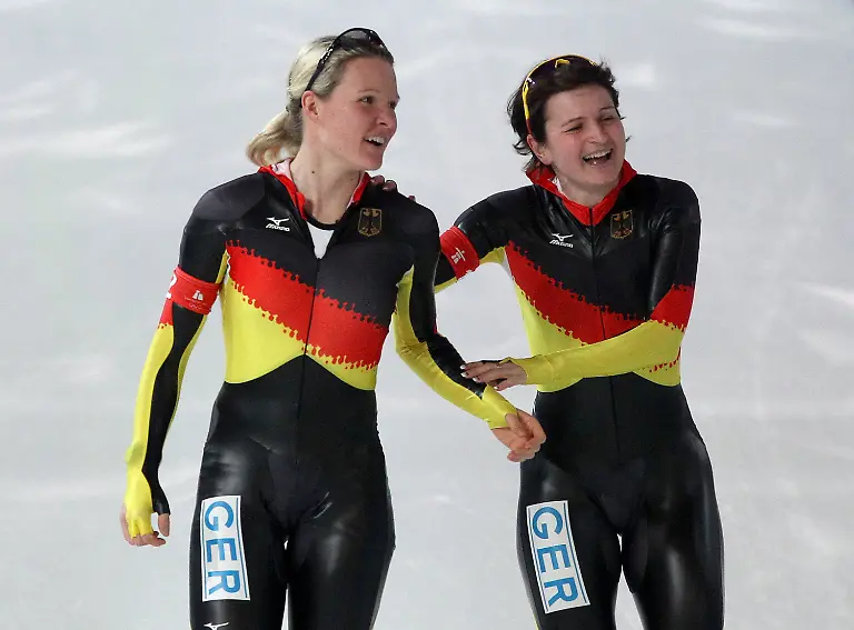 2pip2813-jpg1829302131935940129