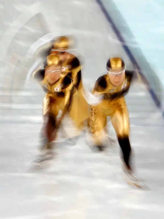 Vancouver-Olympics-Speed-Skating-OLYSS505-jpg2473715564821287128