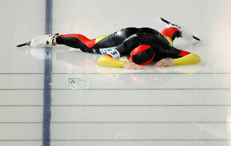 Vancouver-Olympics-Speed-Skating-OLYSS104-jpg7411602108584145178