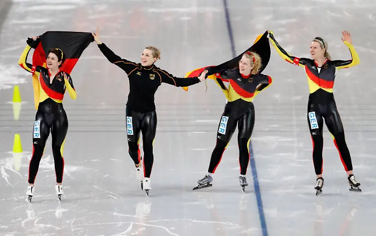 Vancouver-Olympics-Speed-Skating-OLYSS182-jpg246815944809020807