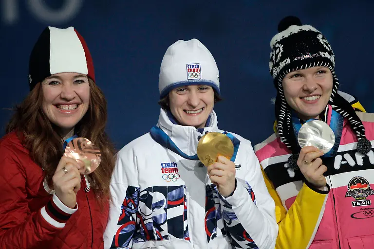 Vancouver-Olympics-Speed-Skating-OLYGB104-jpg911963167300336797
