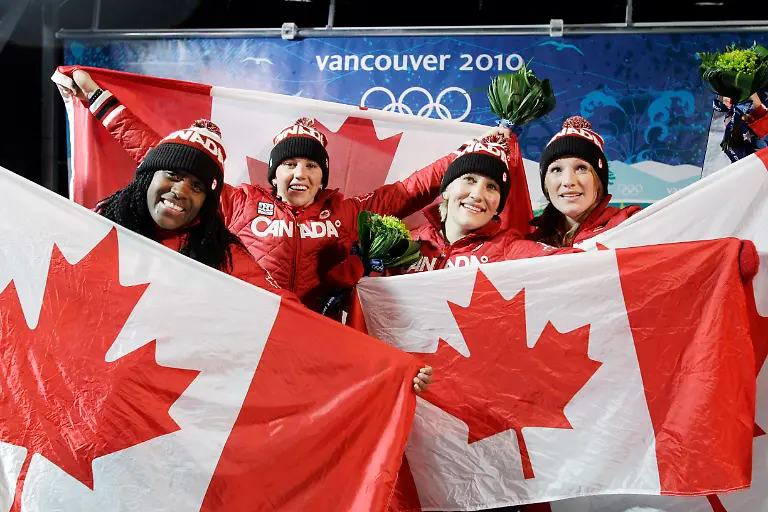 Vancouver-Olympics-Bobsled-OLYBO195-jpg1630617409285132856
