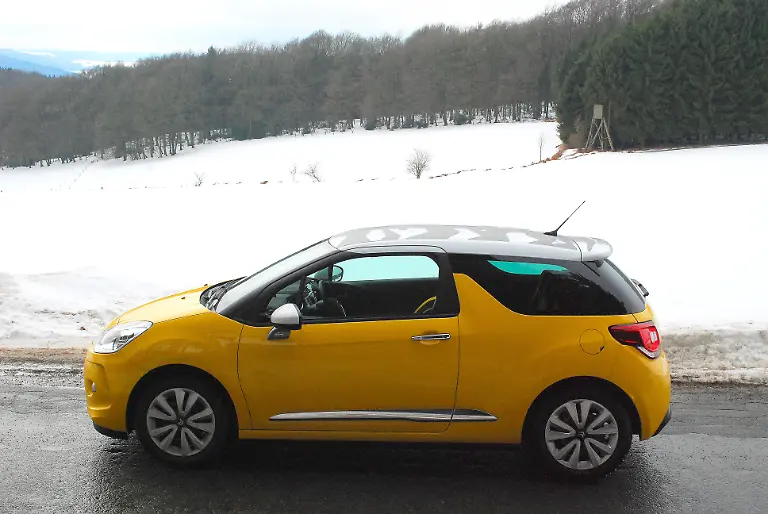 Citroen-DS3-22-02-2010-14-47-56