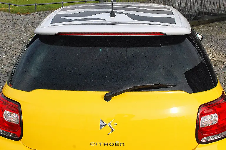 Citroen-DS3-22-02-2010-14-04-13