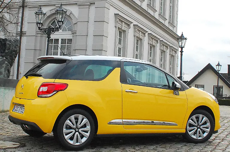 Citroen-DS3-22-02-2010-13-58-09