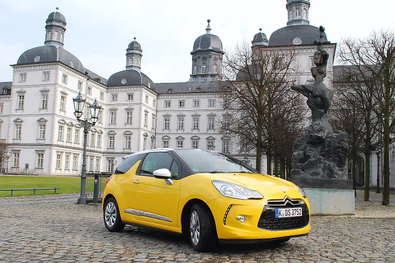 Citroen-DS3-22-02-2010-13-57-03