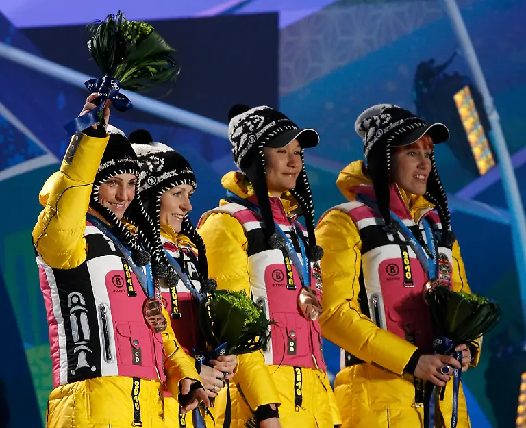OLY460-OLYMPICS-BIATHLON-0224-11-JPG197215901849775157