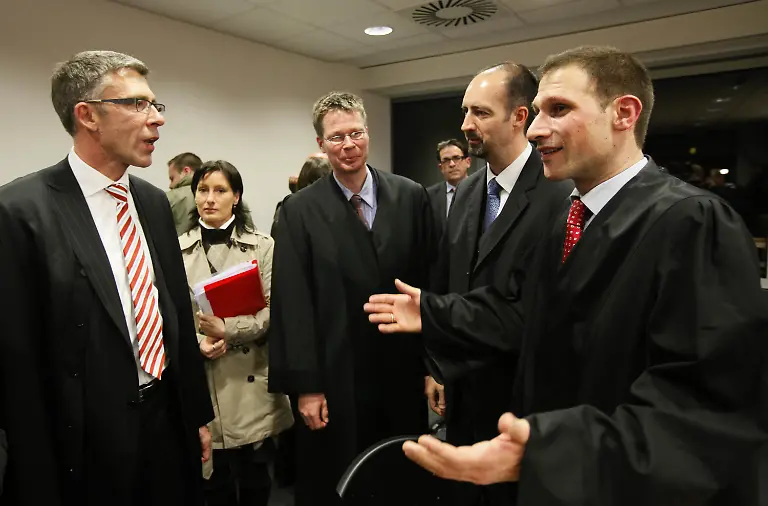 2pf83807-jpg8649398134033264508