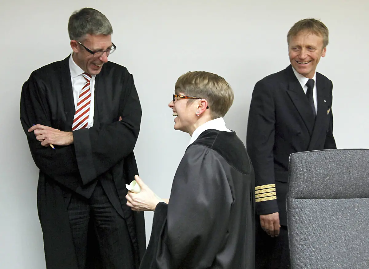 2pf83612-jpg7798602492075808004