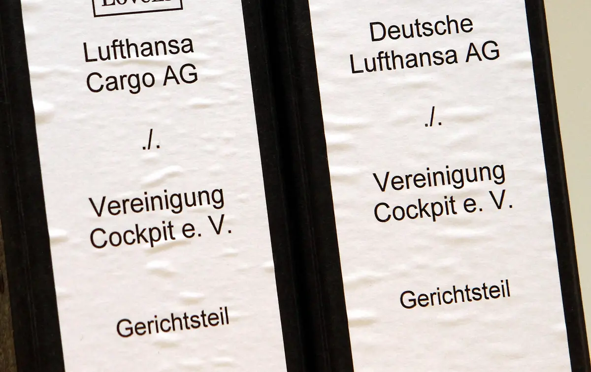 2pf61606-jpg6434768339488155627