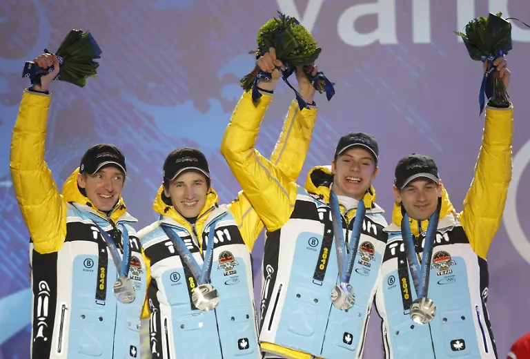 OLYHB151-OLYMPICS-0223-11-JPG1049956383617053451