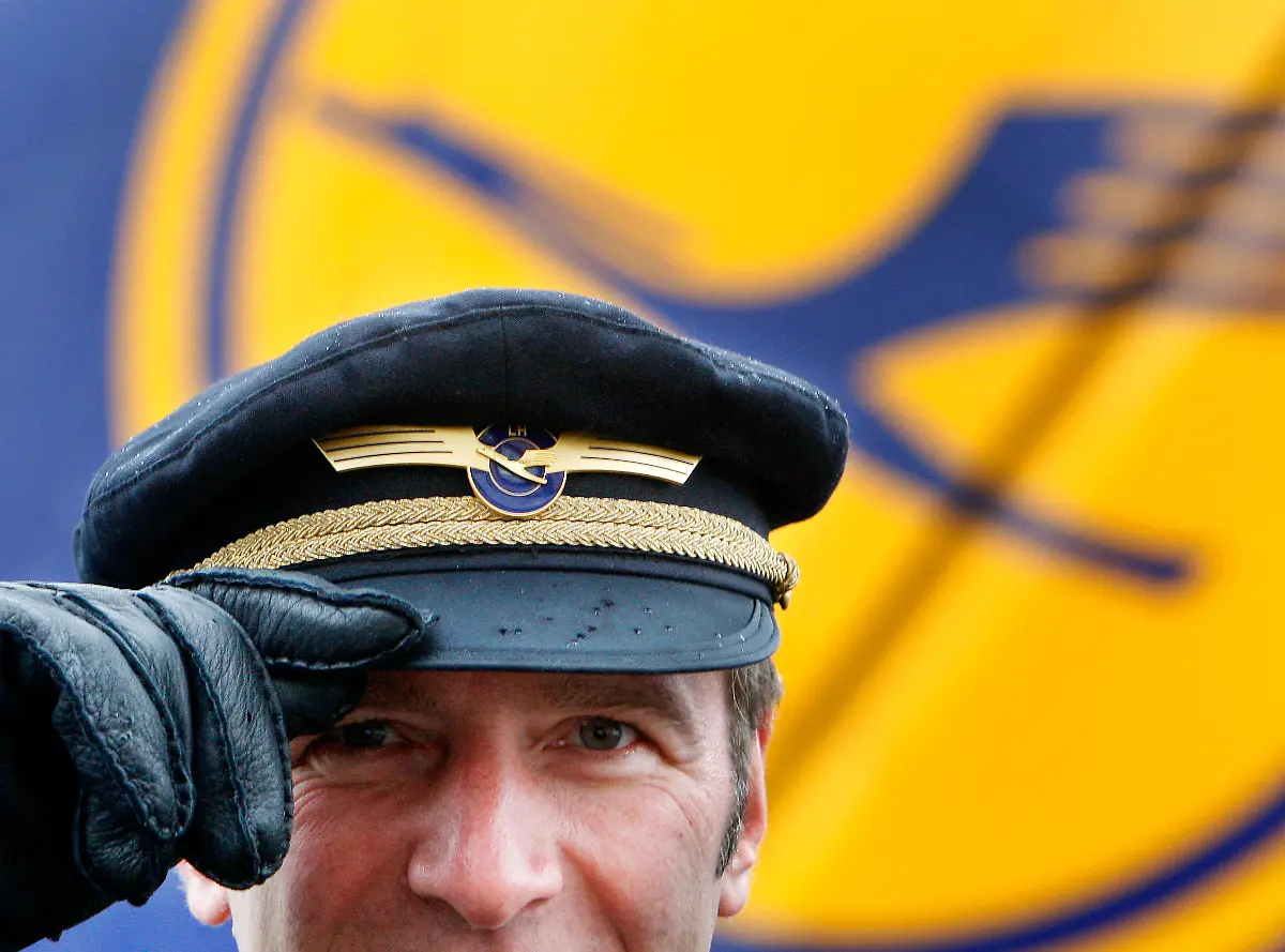 GERMANY-LUFTHANSA-PILOTS-STRIKE-PFRA108-jpg4493322537362608255