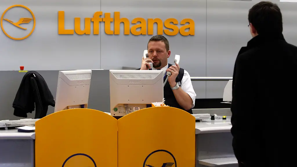 FAB03-LUFTHANSA-STRIKE-0222-11-JPG6734902495692219829
