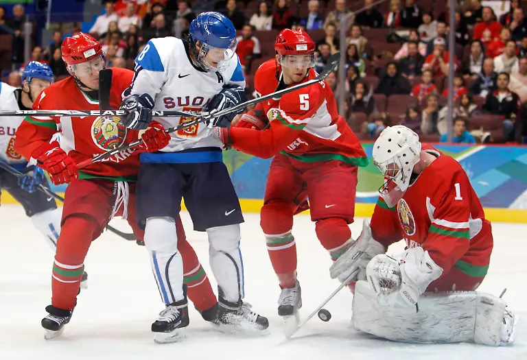 Vancouver-Olympics-Ice-Hockey-OLYMH107-jpg9039299484434550706