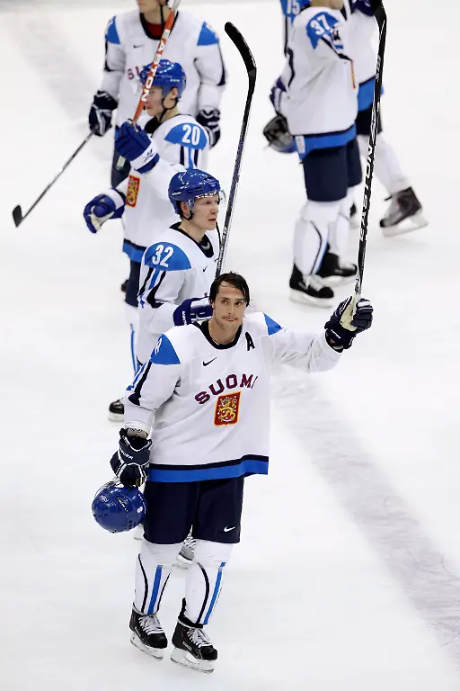 Vancouver-Olympics-Ice-Hockey-OLYMH115-jpg4061706907846964102