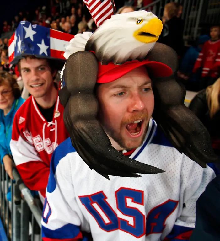 1266710875921-Vancouver-Olympics-Curling-OLYCU119-jpg7967165343079391437