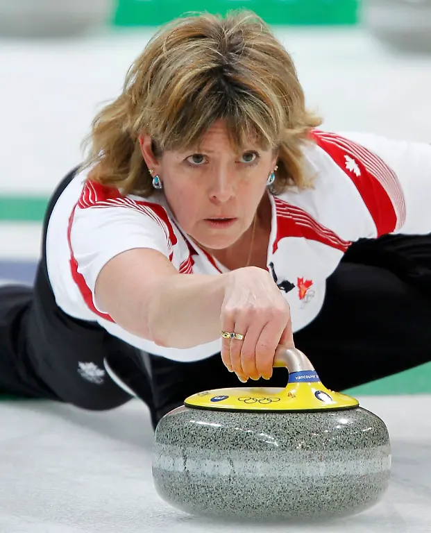 OLYCW130-OLYMPICS-CURLING-0220-11-JPG1696392034640497751