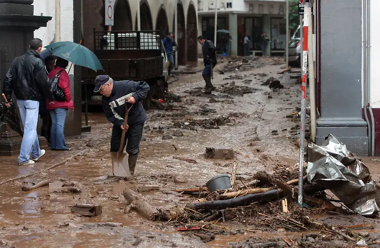Portugal-Madeira-Floods-XAF112-jpg8153463245616363463