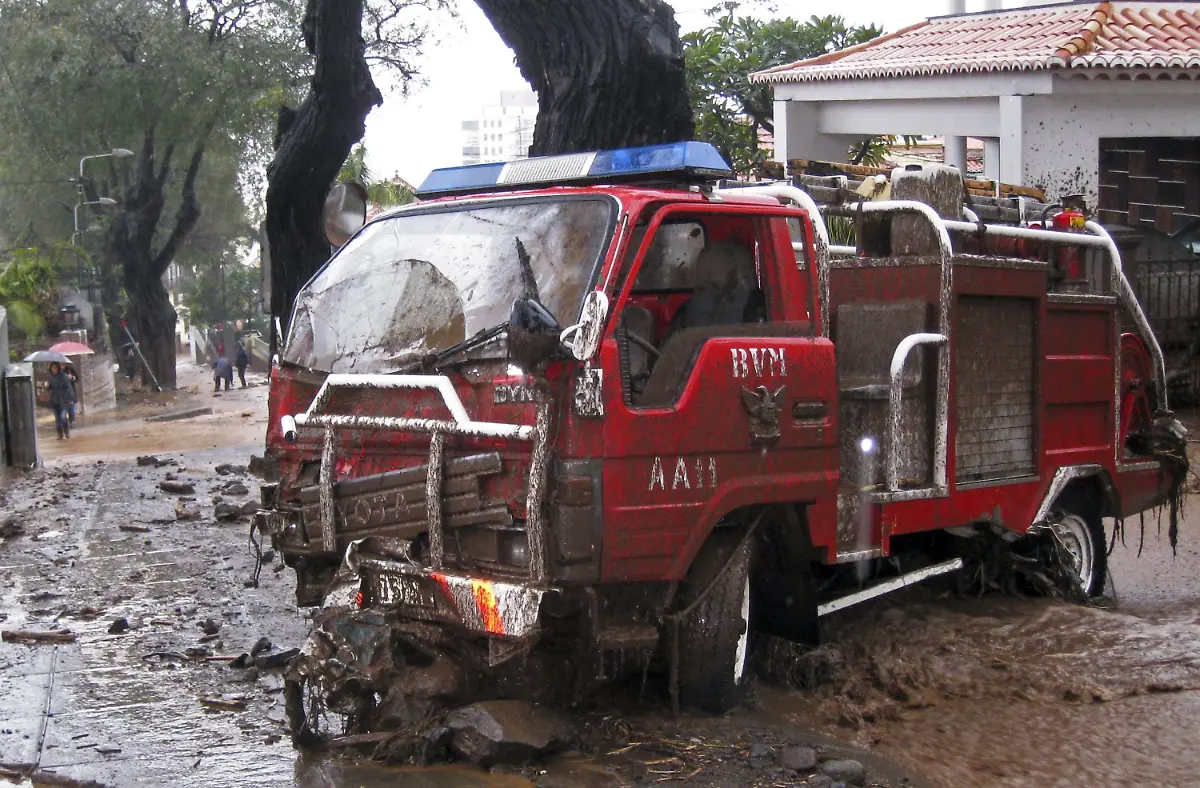 2pdw0239-jpg6605473883987498107