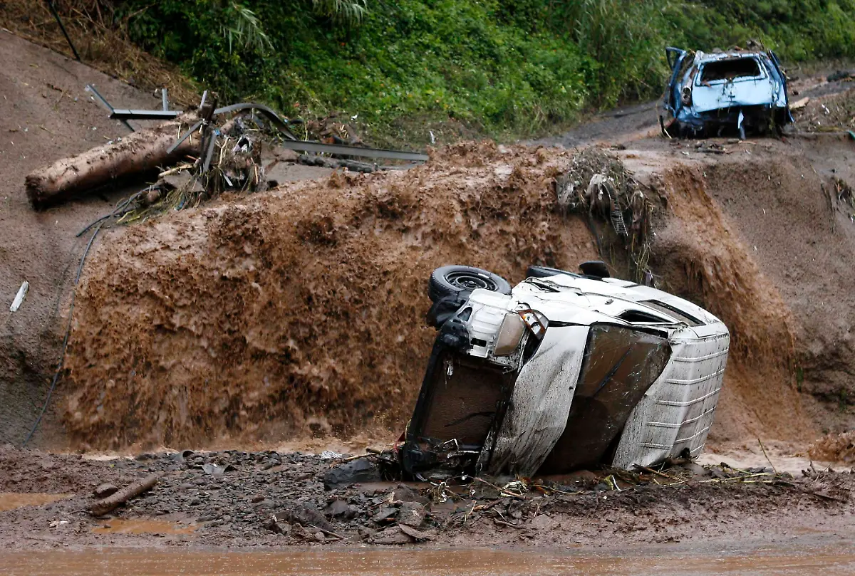 JMR22-PORTUGAL-MADEIRA-FLOODS-0220-11-JPG4378203583833494374