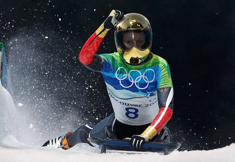 OLY366-OLYMPICS-SKELETON-0220-11-JPG5707714340242914931