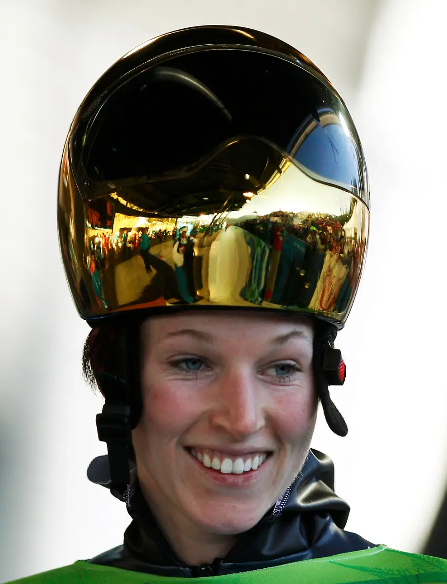 OLY350-OLYMPICS-SKELETON-0220-11-JPG6471583137142710925