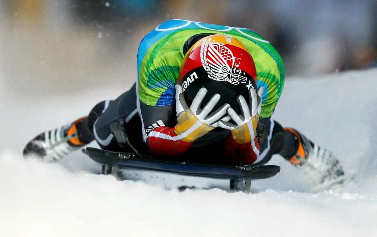 OLY5015-OLYMPICS-SKELETON-0220-11-JPG7656588112284165900